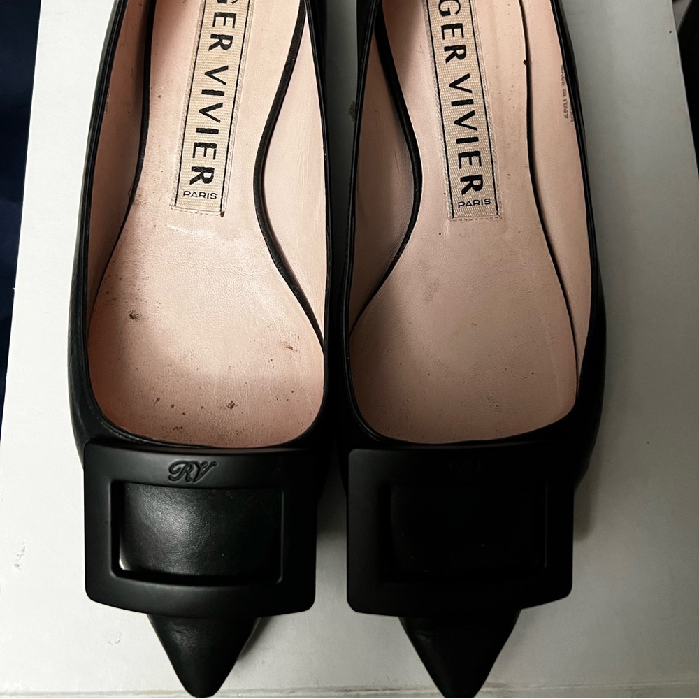 Roger Vivier Gommettine Ballerinas in Nappa Leather